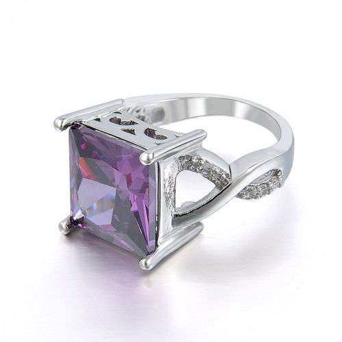 Ladies Gorgeous 10K White Gold Plated Ring with Purple Amethyst ( Size 6 )